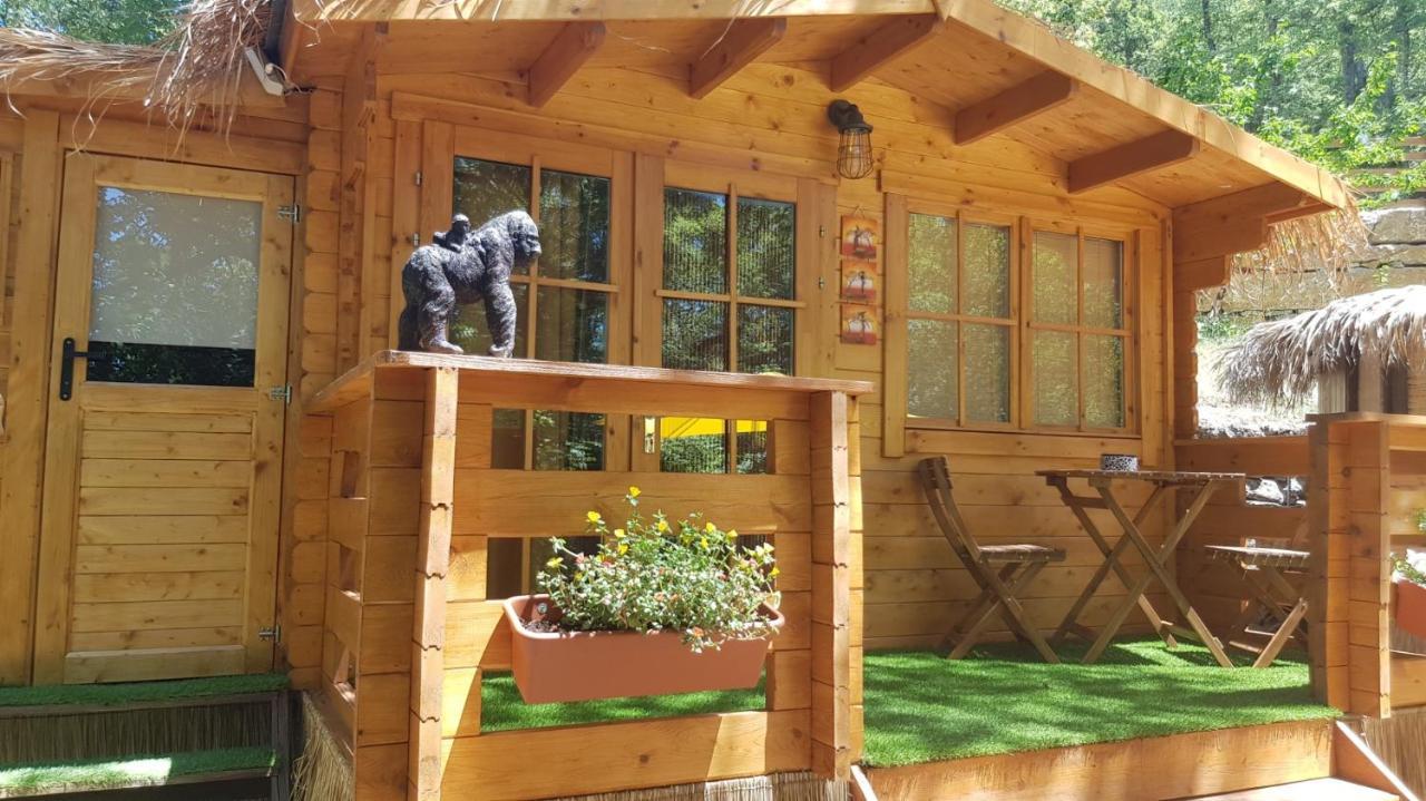 에귄 La Lyalis B&B 외부 사진