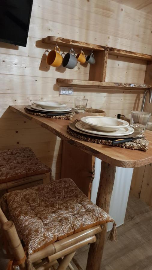 에귄 La Lyalis B&B 외부 사진