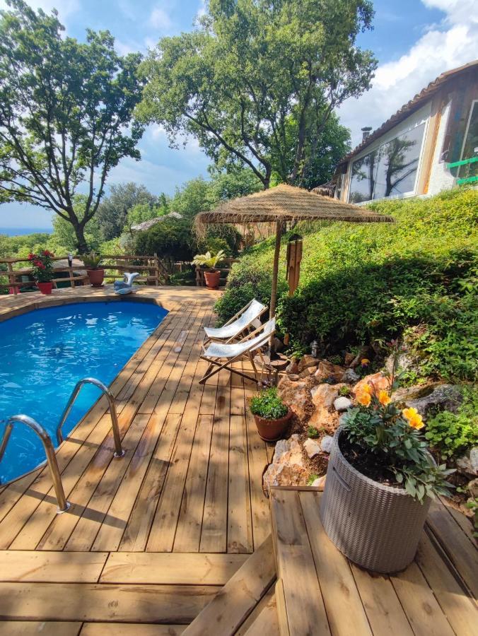 에귄 La Lyalis B&B 외부 사진