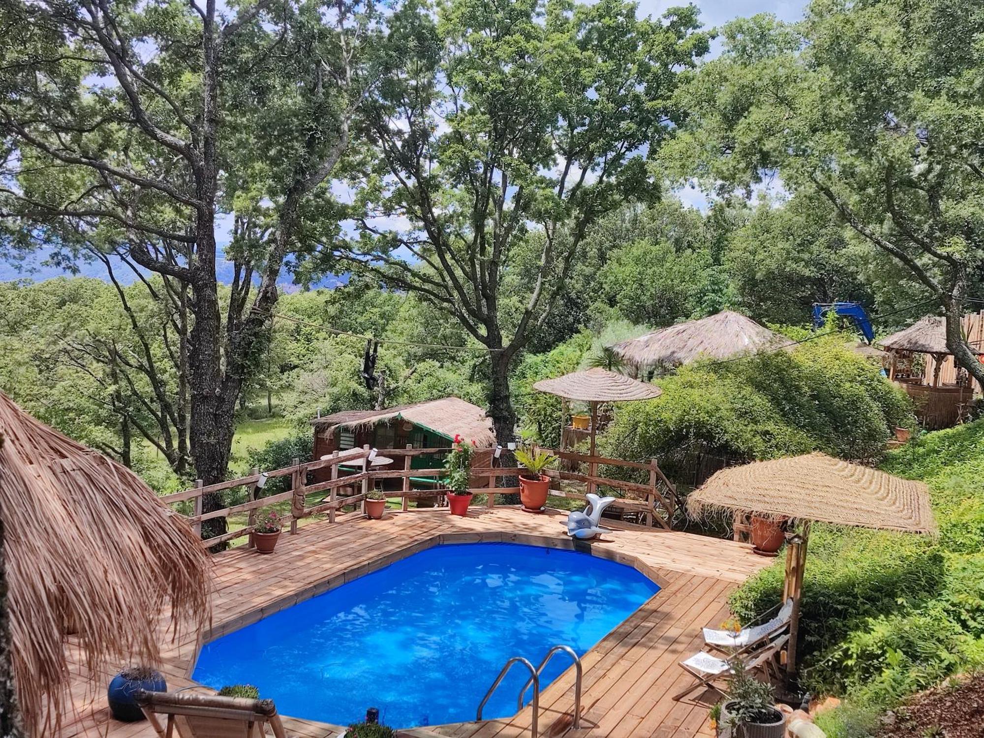 에귄 La Lyalis B&B 외부 사진